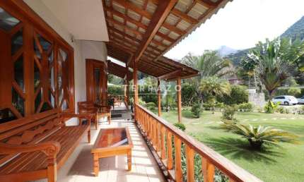 Casa em Condomínio à venda, 6 quartos, 5 suítes, 5 vagas, Quebra Frascos - Teresópolis/RJ