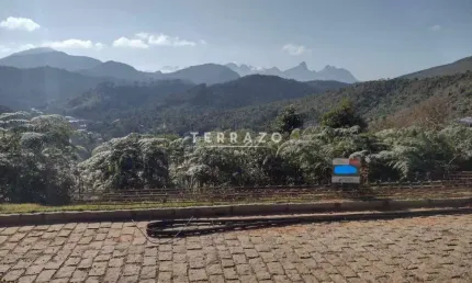 Terreno em condomínio fechado à venda na Rua Panamá, Albuquerque, Teresópolis