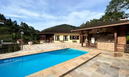 Casa para aluguel, 5 quartos, 5 suítes, 10 vagas, Albuquerque - Teresópolis/RJ