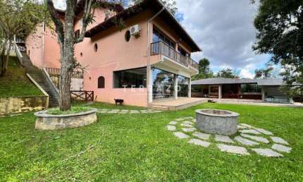 Casa à venda, 5 quartos, 2 suítes, 4 vagas, Parque do Imbui - Teresópolis/RJ