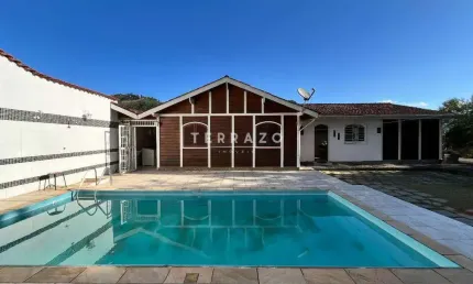 Casa em Condomínio à venda, 4 quartos, 4 suítes, 3 vagas, Albuquerque - Teresópolis/RJ
