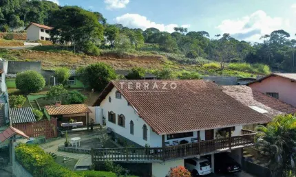 Casa à venda, 3 quartos, 1 suíte, 2 vagas, Cascata do Imbuí - Teresópolis/RJ