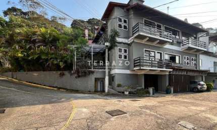 Casa em Condomínio à venda, 5 quartos, 1 suíte, 2 vagas, Iucas - Teresópolis/RJ