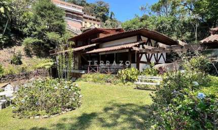 Casa à venda, 3 quartos, 1 suíte, 8 vagas, Parque do Ingá - Teresópolis/RJ