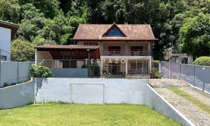 Casa à venda, 5 quartos, 2 suítes, 3 vagas, Taumaturgo - Teresópolis/RJ