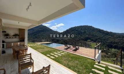 Casa em Condomínio à venda, 4 quartos, 4 suítes, 10 vagas, Vargem Grande - Teresópolis/RJ