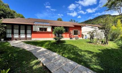 Casa em Condomínio à venda, 4 quartos, 1 suíte, Comary - Teresópolis/RJ