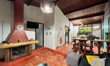 Sítio à venda, 3 quartos, 1 suíte, 4 vagas, Vargem Grande - Teresópolis/RJ
