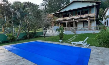 Casa à venda, 4 quartos, 1 suíte, 2 vagas, Comary - Teresópolis/RJ