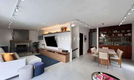 Casa para aluguel, 4 quartos, 2 suítes, 3 vagas, Tijuca - Teresópolis/RJ
