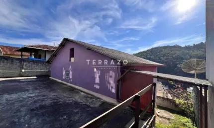 Casa para aluguel, 2 quartos, 1 vaga, Vale do Paraíso - Teresópolis/RJ