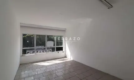 Sala comercial à venda na Avenida Lúcio Meira, Várzea, Teresópolis
