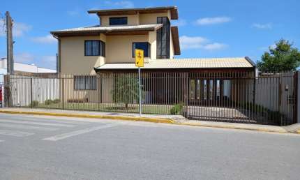 Casa com 3 quartos à venda na Avenida Principal, 420, Centro, Lapa