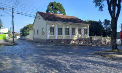 Casa com 3 quartos à venda na Avenida Principal, Centro, Lapa