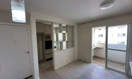 Apartamento 2 dormitórios com closet no condomínio via cambirela