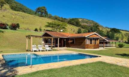 Chácara / sítio com 4 quartos à venda na Rodovia Aldo Bolini, 330, Zona Rural, Piracaia