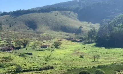 Oportunidade única: Sítio à venda em Piracaia-SP com 30.000,00 m² de área.