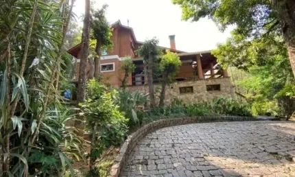 Chácara em Atibaia condomínio fechado - Clube da Montanha