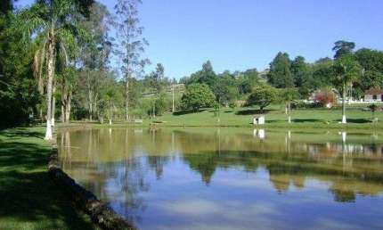 Sítio - Pousada à Venda com Excelente Localização em Piracaia