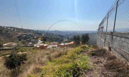 Excelente oportunidade: Terreno de 2.000 m² à venda em Atibaia-SP, no bairro Jardim Estância Brasil!