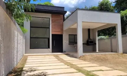 Imperdível oportunidade de adquirir uma casa no coração de  com design moderno e acabamentos de alta qualidade!