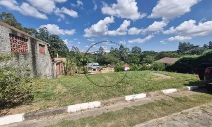 Terreno à venda no Cond. Portal das Hortências em Atibaia