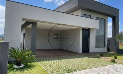 Casa térrea à venda em condomínio fechado portal lamis em atibaia