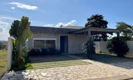 Casa à venda no bairro Condomínio Marinas di Caldas - Caldas Novas/GO
