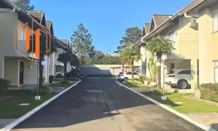 Sobrado para Venda em Curitiba, Santa Felicidade, 3 dormitórios, 1 suíte, 3 banheiros, 2 vagas