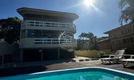 Casa à venda no bairro Praia Brava - Florianópolis/SC