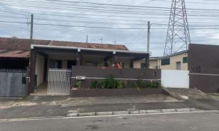 Casa com 3 quartos à venda na Rua Doutor Alceu da Silva Oliveira, Costeira, Araucária, 211 m2 por R$ 370.000