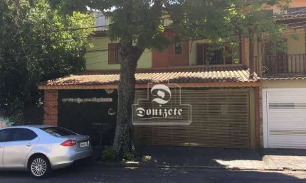 Sobrado com 3 dormitórios à venda, 200 m² por R$ 820.000,00 - Vila Camilópolis - Santo André/SP