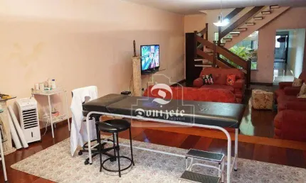 Sobrado com 3 dormitórios à venda, 450 m² por R$ 989.999,90 - Vila Humaitá - Santo André/SP