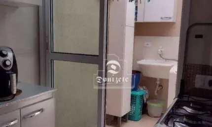 Apartamento com 2 dormitórios à venda, 62 m² por R$ 325.000,00 - Jardim Progresso - Santo André/SP