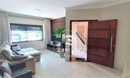 Sobrado com 3 dormitórios à venda, 174 m² por R$ 860.000,00 - Vila Apiaí - Santo André/SP