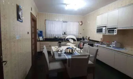 Sobrado com 3 dormitórios à venda, 285 m² por R$ 900.000,00 - Parque São Vicente - Mauá/SP