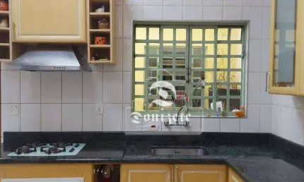 Casa com 3 dormitórios à venda, 218 m² por R$ 710.000,00 - Vila Alice - Santo André/SP