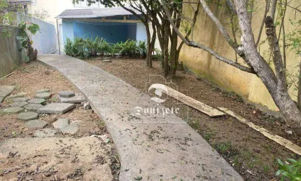 Sobrado à venda, 261 m² por R$ 799.999,99 - Campestre - Santo André/SP