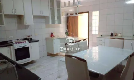 Sobrado com 3 dormitórios à venda, 175 m² por R$ 944.000,00 - Vila América - Santo André/SP