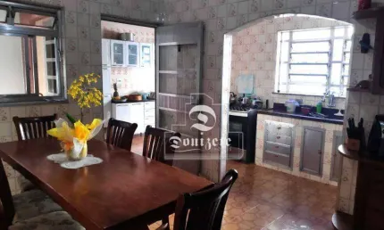 Sobrado com 3 dormitórios à venda, 210 m² por R$ 580.000,00 - Vila Linda - Santo André/SP