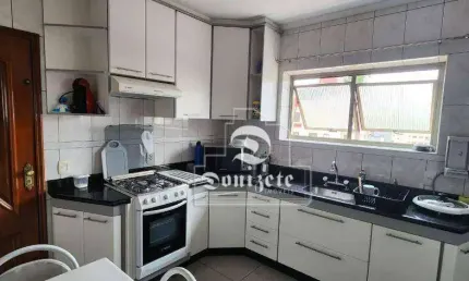 Casa com 2 dormitórios à venda, 168 m² por R$ 700.000,00 - Vila Scarpelli - Santo André/SP