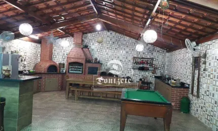 Sobrado com 4 dormitórios à venda, 330 m² por R$ 2.490.000,01 - Campestre - Santo André/SP
