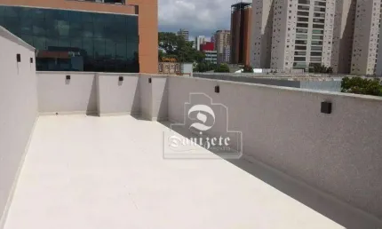 Cobertura a venda no Bairro Jardim com 2 dormitórios e elevador