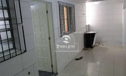 Casa Terreno 10x24 com 4 dormitórios à venda, 120 m² por R$ 679.999 - Vila Homero Thon - Santo André/SP