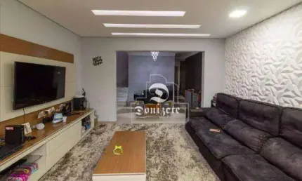 Sobrado com 3 dormitórios à venda, 210 m² por R$ 848.000,00 - Utinga - Santo André/SP