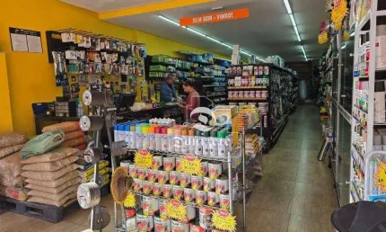 Loja de Ferragens a Venda no Bairro Jardim em Santo André.