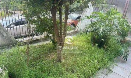 Casa com 3 dormitórios à venda, 165 m² por R$ 990.000,00 - Parque Jaçatuba - Santo André/SP