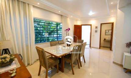 Sobrado para alugar, 236 m² por R$ 8.160,00/mês - Vila Bastos - Santo André/SP