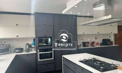 Sobrado com 3 dormitórios à venda, 442 m² por R$ 2.690.000,00 - Osvaldo Cruz - São Caetano do Sul/SP