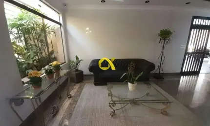 Apartamento 130m² no bairro alto, 3 dormitórios com suíte e 2 vagas de garagem